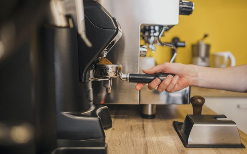 Scegli Rhemove per il trasporto delle tue macchine da caffè professionali