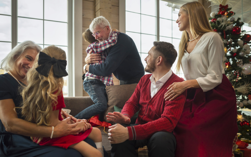 Preparativi di Natale: come organizzare la consegna di regali e arredi per le festività